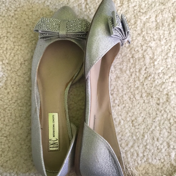 I.N.C flats shimmery gray color! - Picture 2 of 3